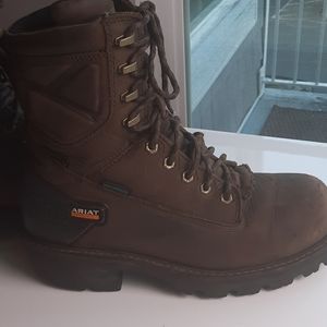 Ariat lineman 8" boots